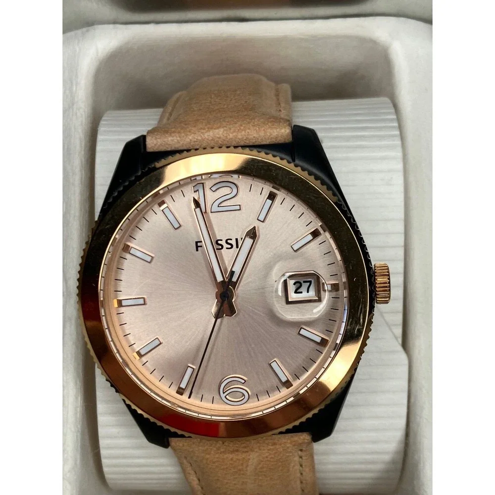 Fossil ES3777 Women Beige Leather Analog Champagne Dial Watch Needs Battery